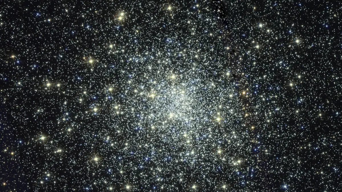 M28 - HST-U-V-IR