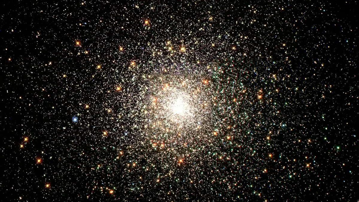 A Swarm of Ancient Stars - GPN-2000-000930